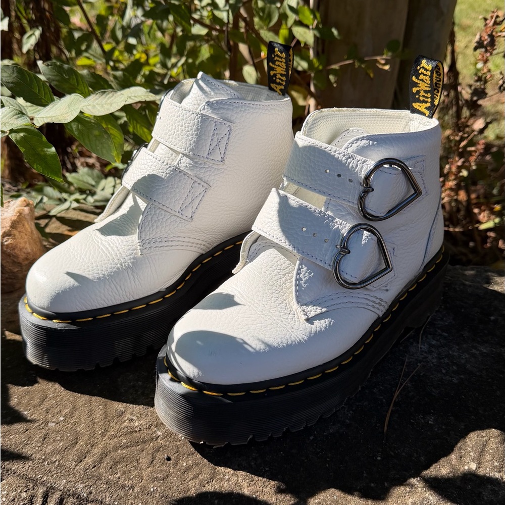 Dr. Martens DEVON HEART LEATHER PLATFORM BOOTS